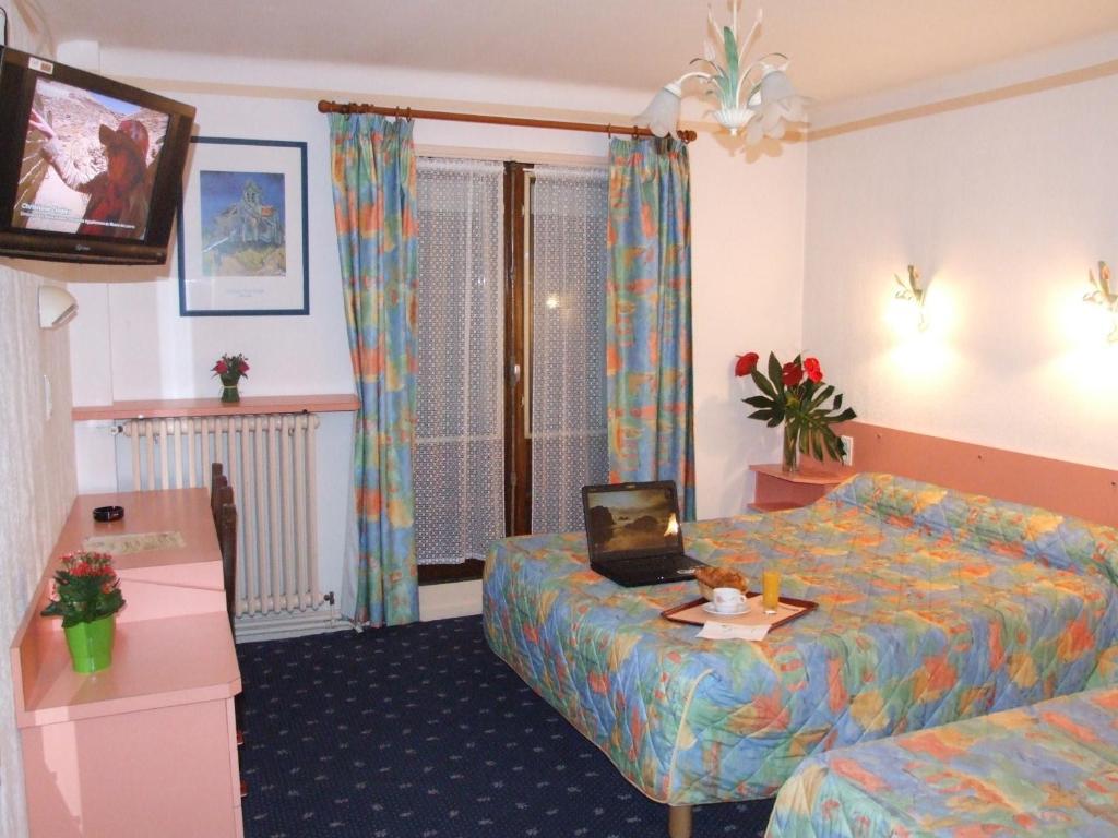 Hôtel&Restaurant Azur La Freissinouse Zimmer foto